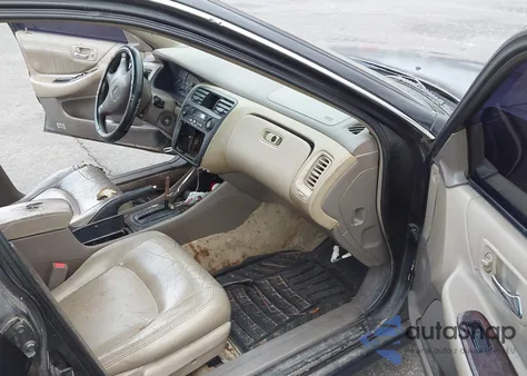 2000 Honda Accord 3.0 Ex from USA, damaged, VIN 1HGCG165XYA091853